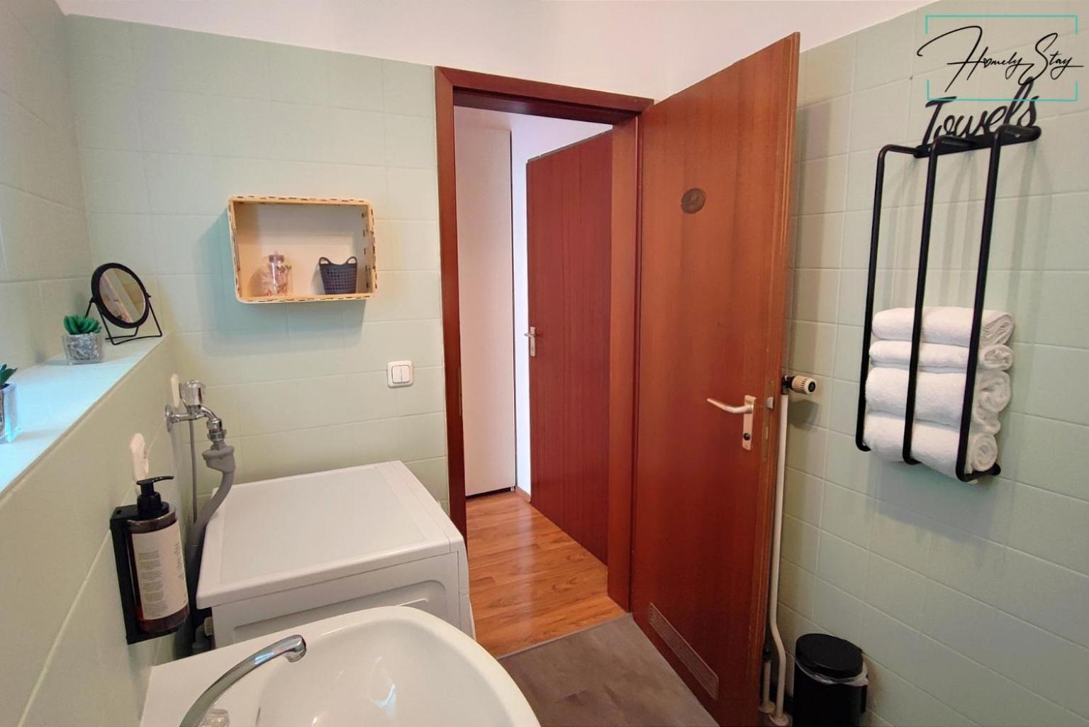 Homely Stay Serenity Greens - Stylisch Studio-Apartment With Kitchen - 10 Min To Central Station, Pet Friendly Мюнхен Екстериор снимка